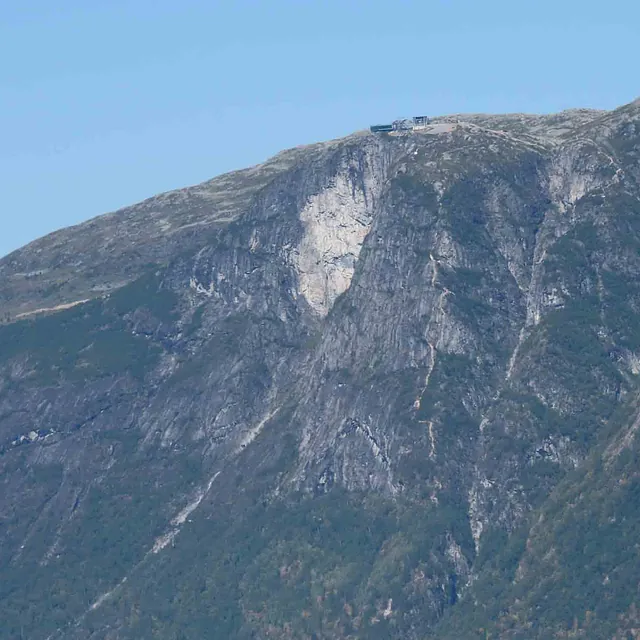 Fjellvegg